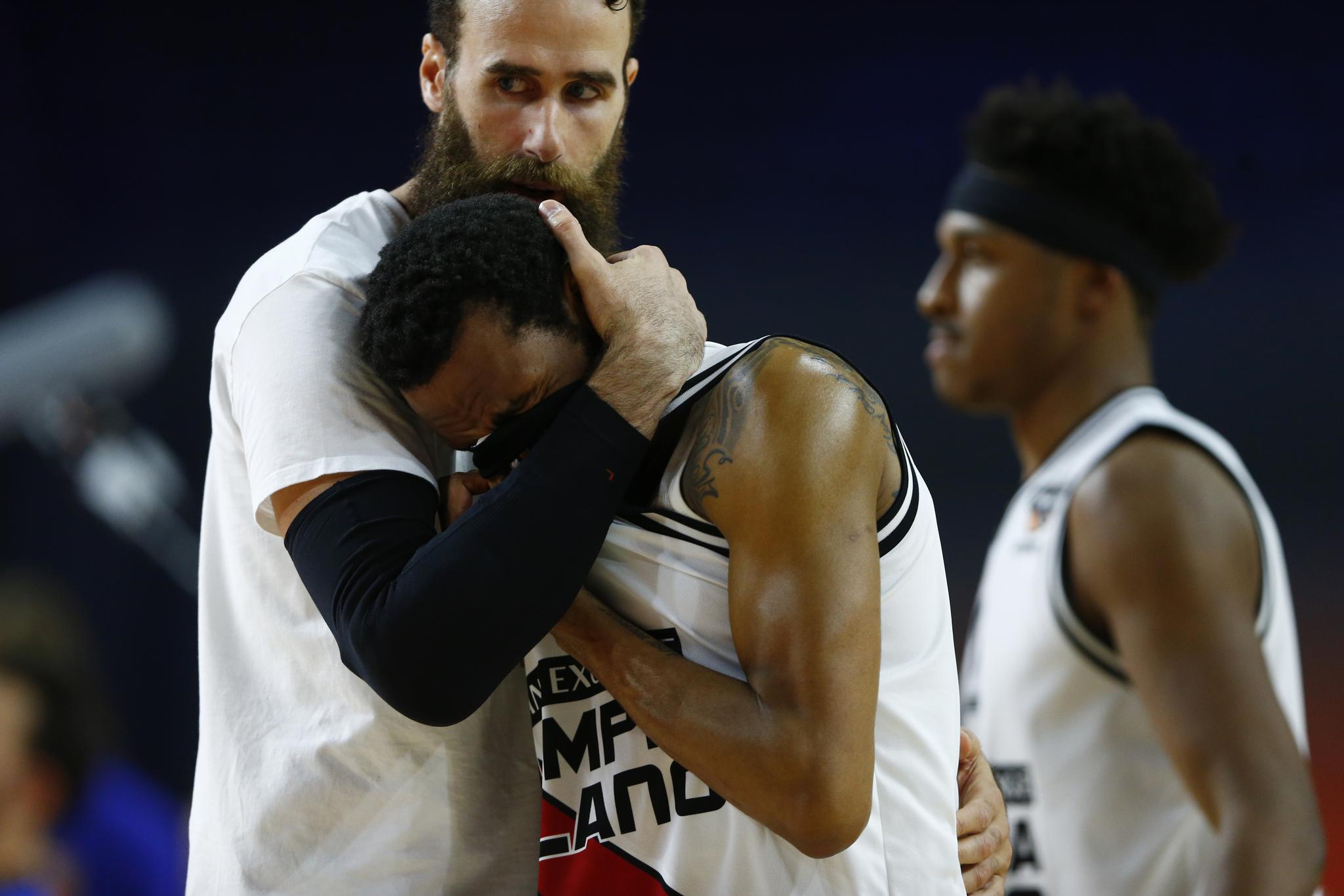 冲刺阶段突围战来临，金州勇士围绕欧篮联官宣签约，目标明确，细节决定成败(暗区突围镜头冲刺抖动)